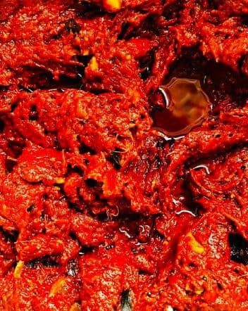 Buy Tomato Pickle online - Pickle Basket Tomato Pickle - Vegetarian Pickle from Pickle Basket